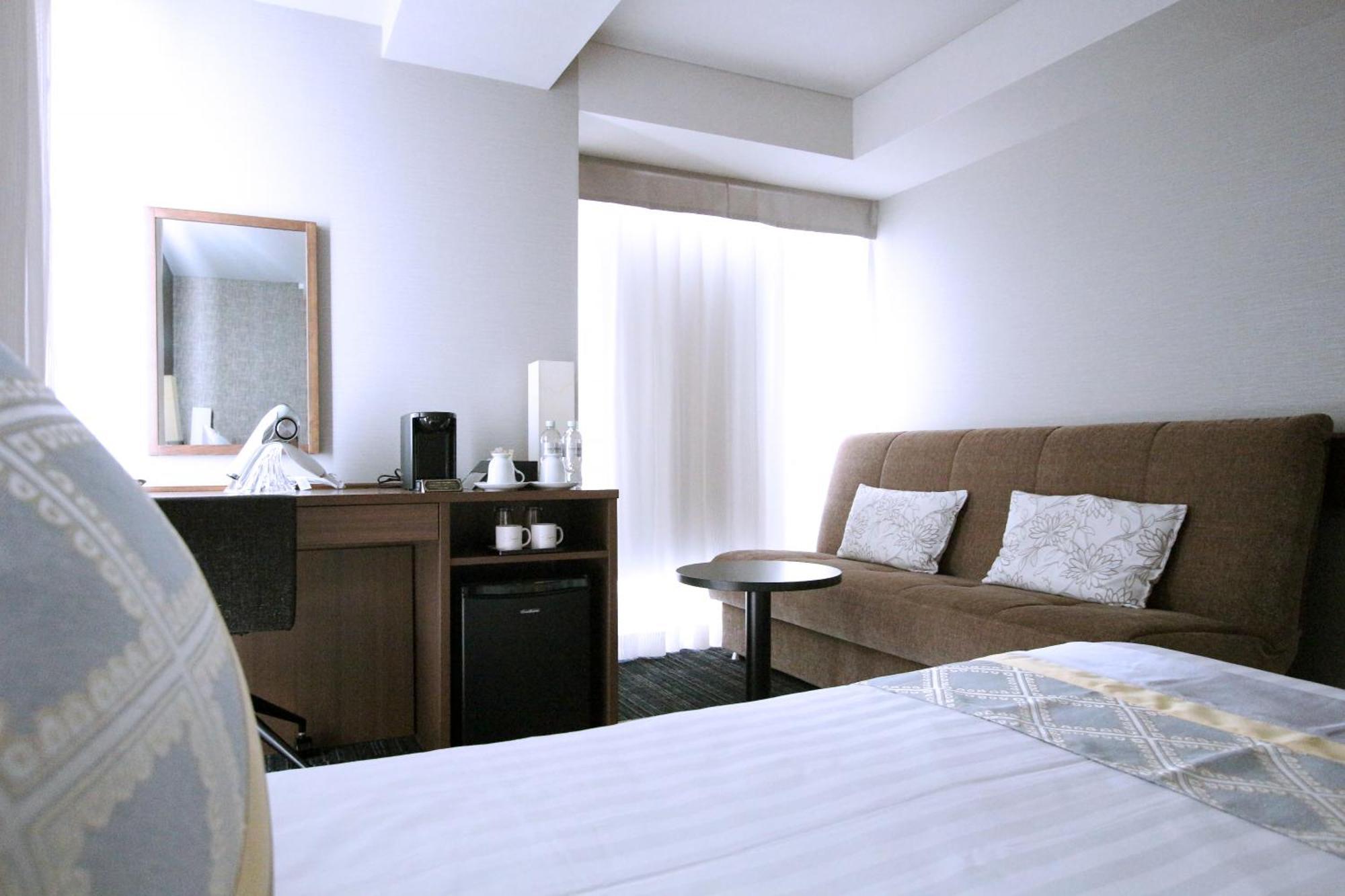 Koko Hotel Ginza-1Chome Токио Экстерьер фото